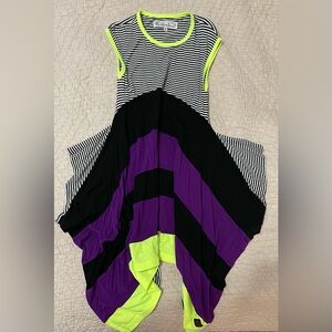 KidCuteTure Sz 8 Sleeveless Sharkbite Hem Dress